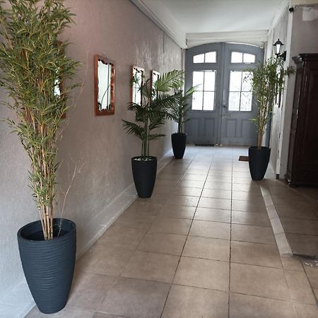 Saëns 03-T2 avec garage privé optionnel-Centre historique et plages à 16km ! Béziers Exterior foto