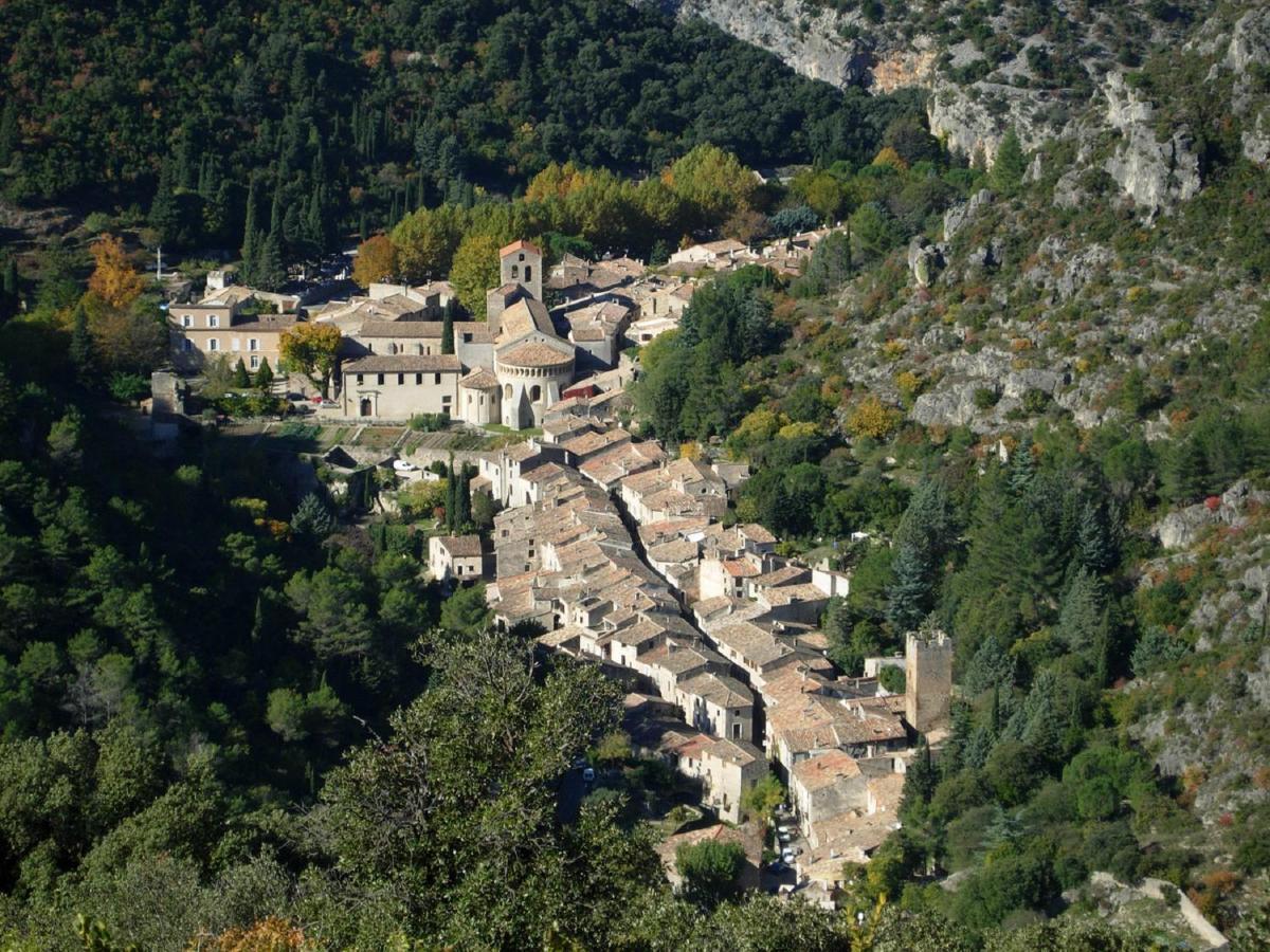 Saëns 03-T2 avec garage privé optionnel-Centre historique et plages à 16km ! Béziers Exterior foto